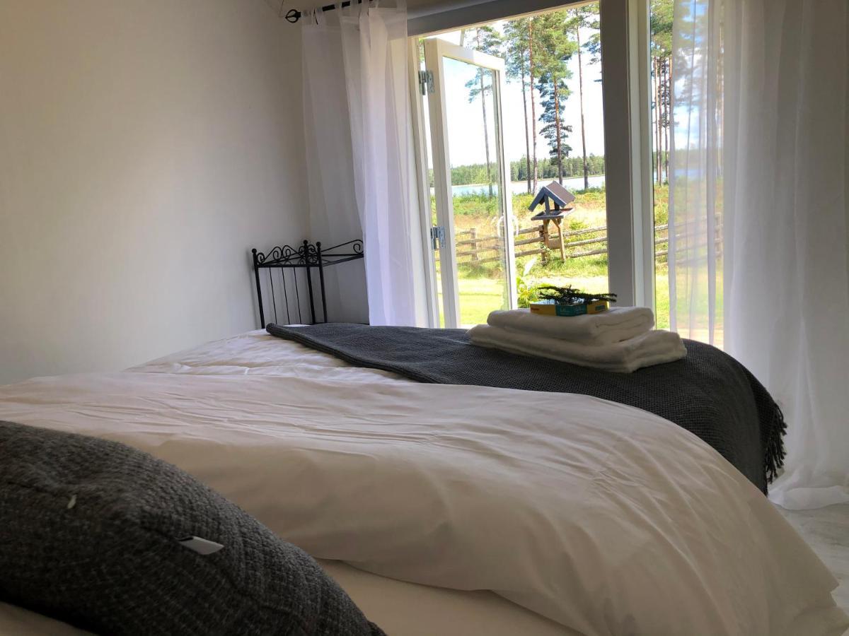 Kavsjo Modern Lakeside Cottage & Boat Near Isaberg מראה חיצוני תמונה