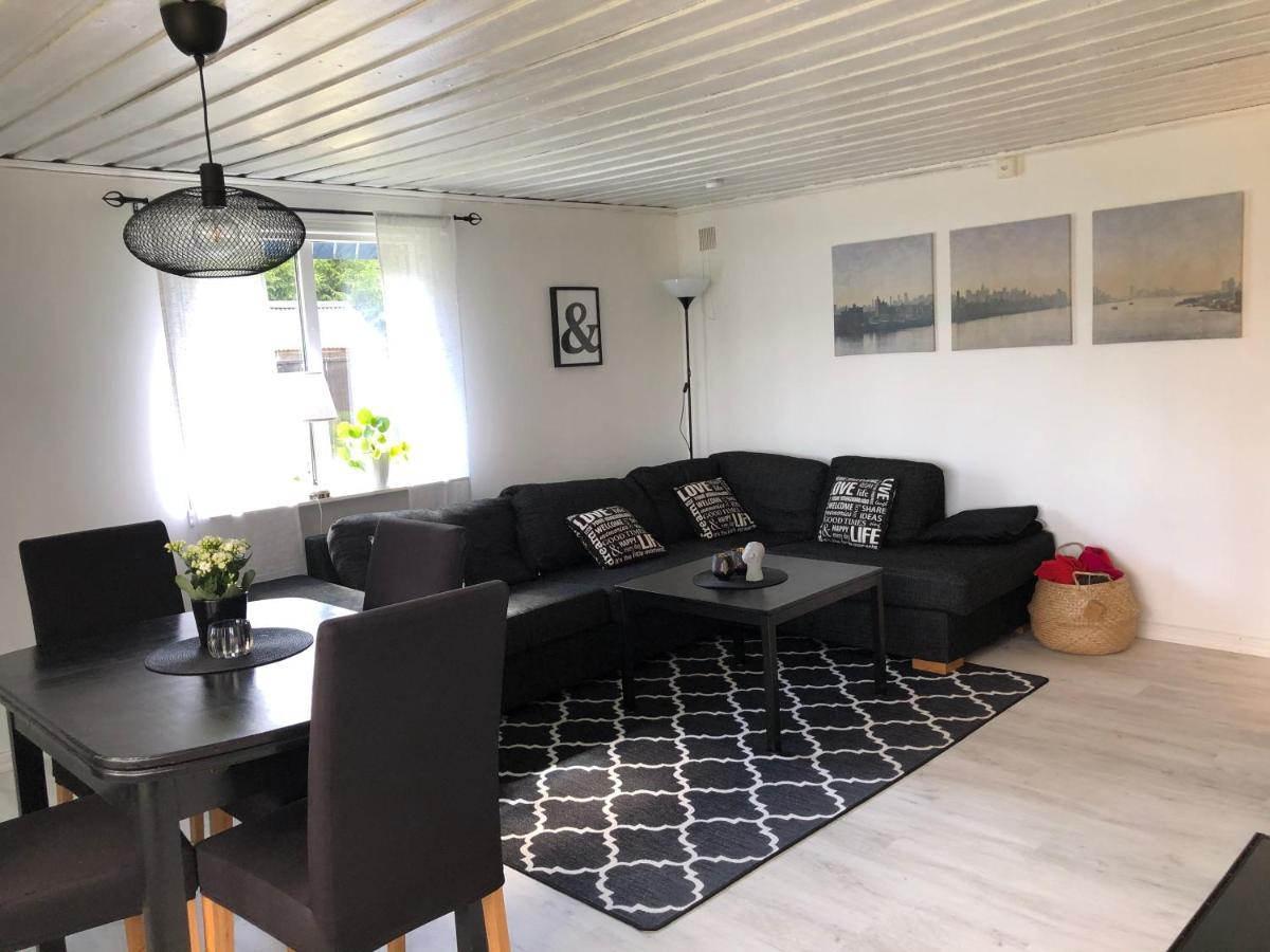 Kavsjo Modern Lakeside Cottage & Boat Near Isaberg מראה חיצוני תמונה